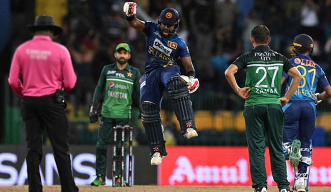 Pakistan names squads for Sri Lanka series