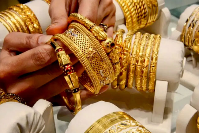 Gold prices increase by around Rs. 8,000 today