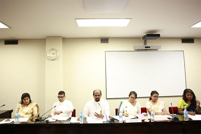 Interim report on public service salary scheme to be submitted to Ministerial Committee