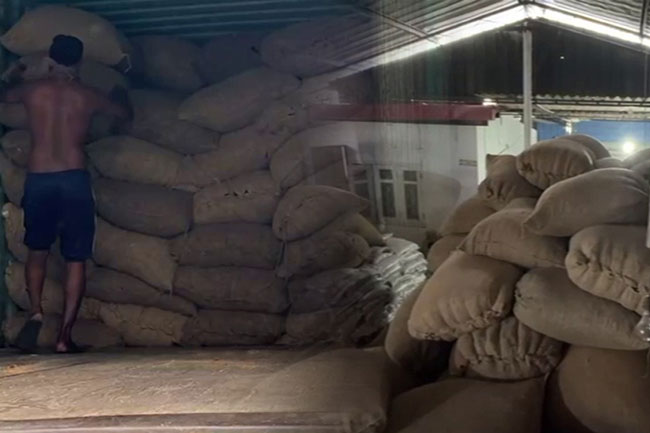 CAA seals warehouse in Wattala over imported dried chillies unsuitable for consumption