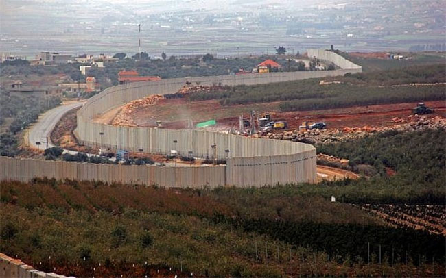 Lebanon to file UN complaint over Israeli border wall