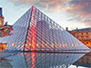 Frances Louvre Museum closes gallery due to structural weakness