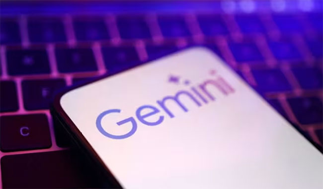 Google launches Gemini 3, embeds AI model into search immediately