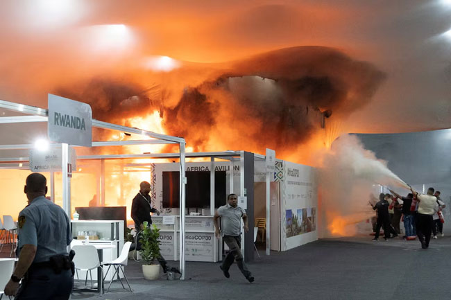 Fire disrupts COP30 climate talks as UN chief urges deal