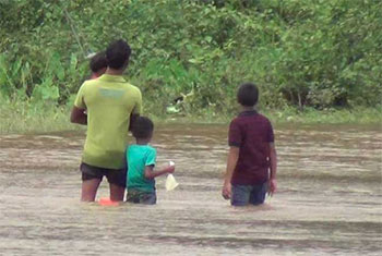 Minor flood warnings issued for several low-lying areas