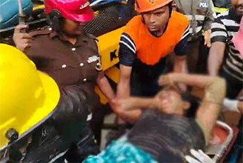 Woman trapped inside shop buried in Kadugannawa landslide rescued