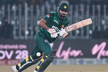 T20I Tri-Series: Pakistan defeats Sri Lanka by 7 wickets  