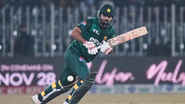 T20I Tri-Series: Pakistan defeats Sri Lanka by 7 wickets  