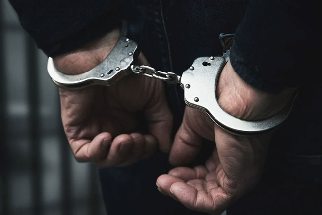 Youth arrested with more than 1kg of Ice in Madampitiya