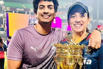 Indian cricketer Smriti Mandhanas wedding postponed after father suffers heart attack