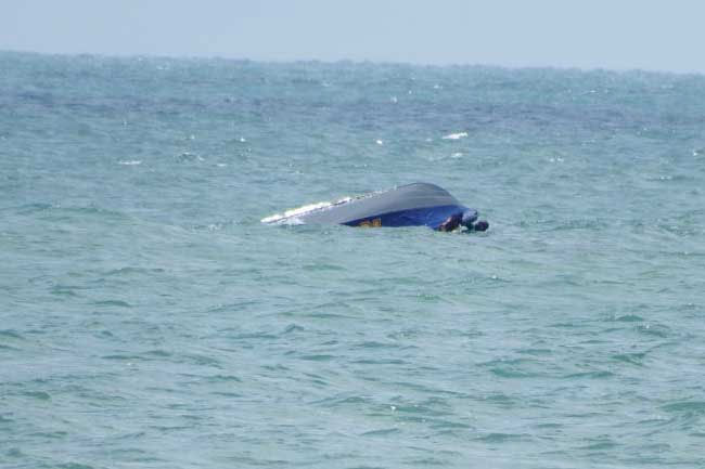Youth dies after boat capsizes in Kalpitiya