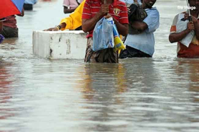 Flood warning issued for low-lying areas in Kumbukkan Oya Basin