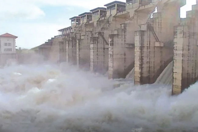 Flood warning extended for low-lying areas of Deduru Oya Basin