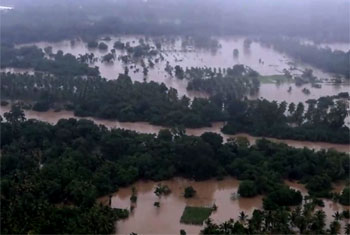 Red Alert: Critical flood situations in low-lying areas of 6 major rivers