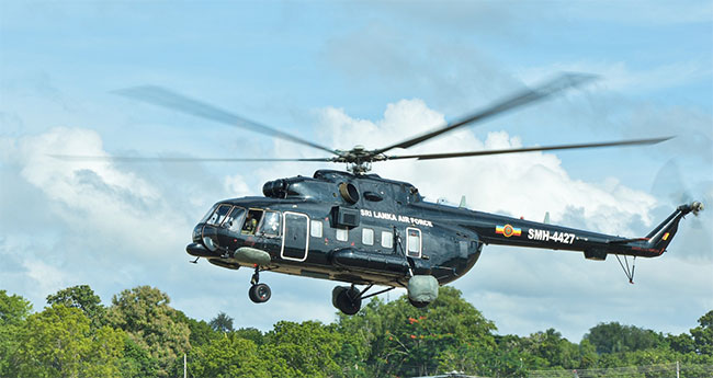 All 33 persons trapped in Giribawa rescued by SLAF helicopter