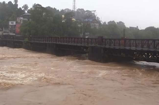 High-risk flood situation in lower Mahaweli River basin; residents urged to evacuate