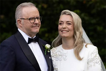 Australian prime minister becomes first to wed in office