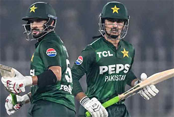 Pakistan clinch tri-series with commanding victory over Sri Lanka in final