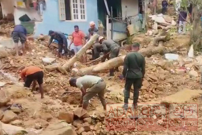 Army conducts search for family missing after Kandapola landslide