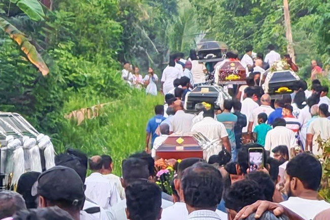 Sri Lankas death toll from adverse weather climbs to 486