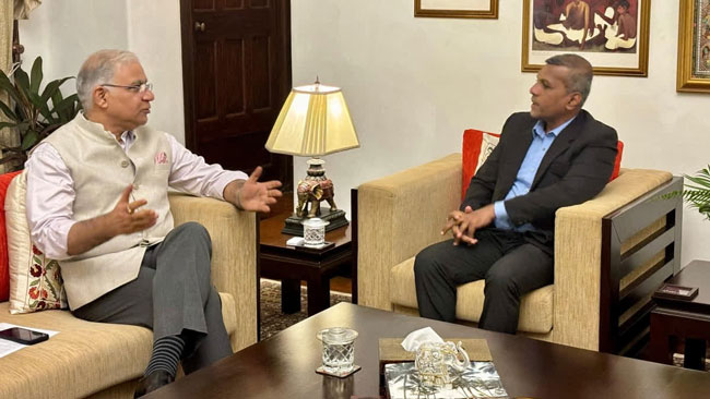 Indian envoy discusses reconstruction needs with Sri Lankas Housing Minister after Cyclone Ditwah