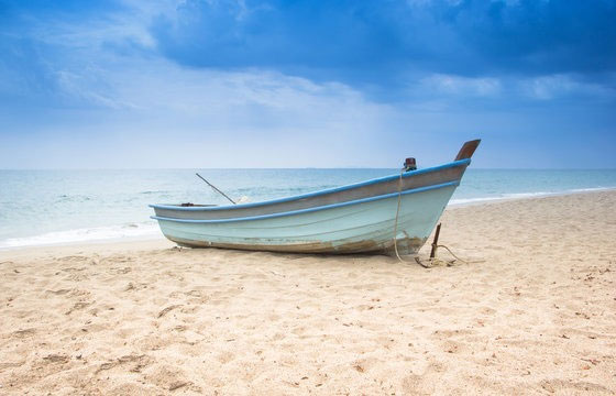 Navy seizes over 70 kg of narcotics from abandoned boat in Kalpitiya