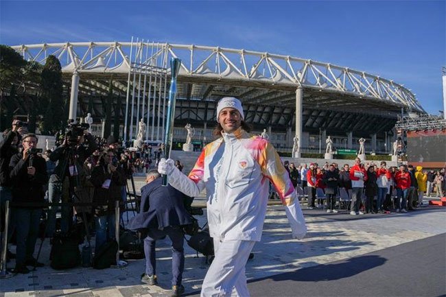  Milan-Cortina chief admits venue time pinch as Olympic torch relay begins
