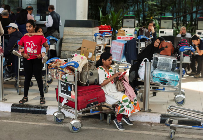 India caps airfares as IndiGo crisis leaves hundreds stranded for fifth day