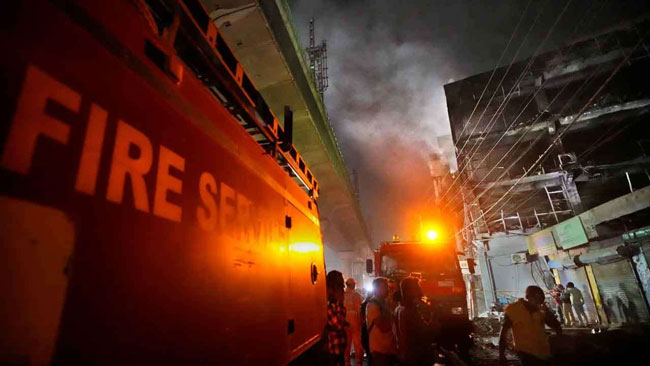 At least 23 people dead after fire at nightclub in Goa, India