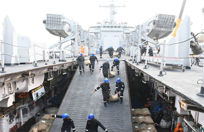 India sends four additional warships to Sri Lanka with 1,000 tons of relief material