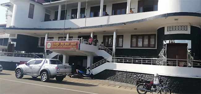 Budget defeated at NPP-held Ratnapura MC