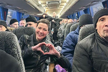 Belarus frees 123 prisoners as US lifts sanctions