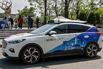 Uber and Lyft announce plans to trial Chinese robotaxis in UK in 2026