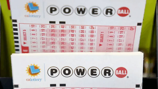 Arkansas Powerball player strikes $1.8bn jackpot on Christmas Eve
