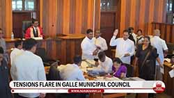 Commotion at Galle and Dehiwala MCs during annual budget vote (English)