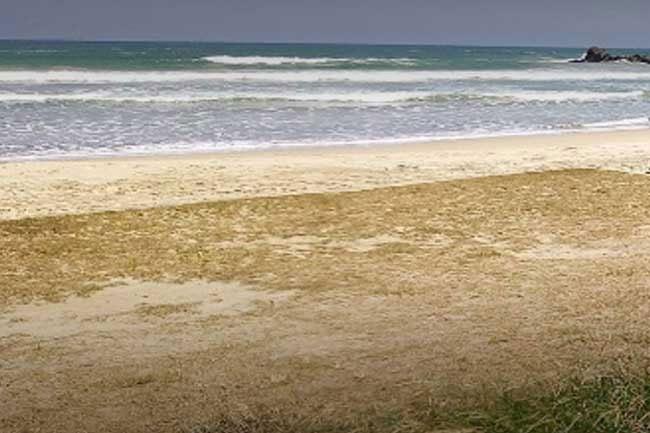 Two Russian nationals rescued after being swept away by strong currents at Kabalana Beach