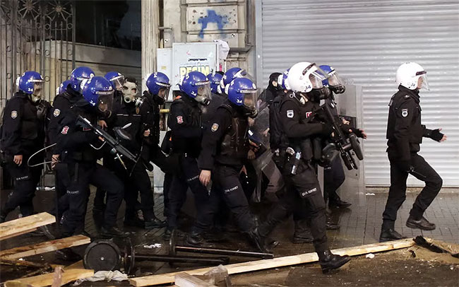 Turkey detains 125 more Islamic State suspects as nationwide sweep continues