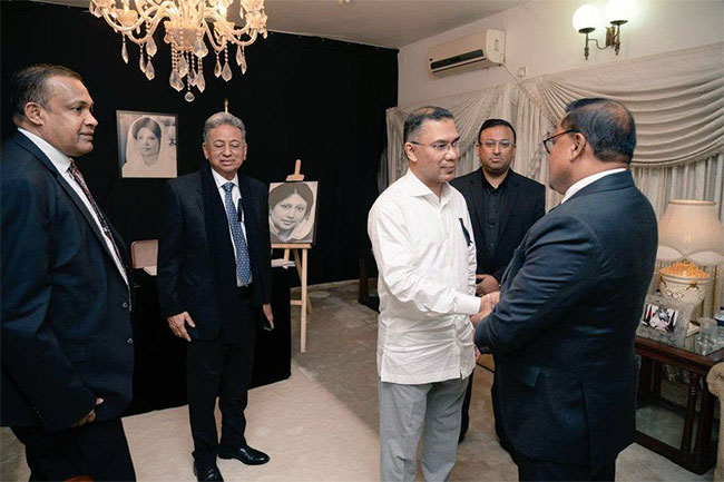 Sri Lankan FM meets Tarique Rahman, conveys condolences on ex-Bangladesh PM�s death