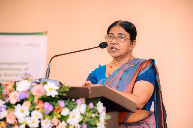 NIE Director General temporarily steps down pending inquiry into �Grade 6 module� controversy 