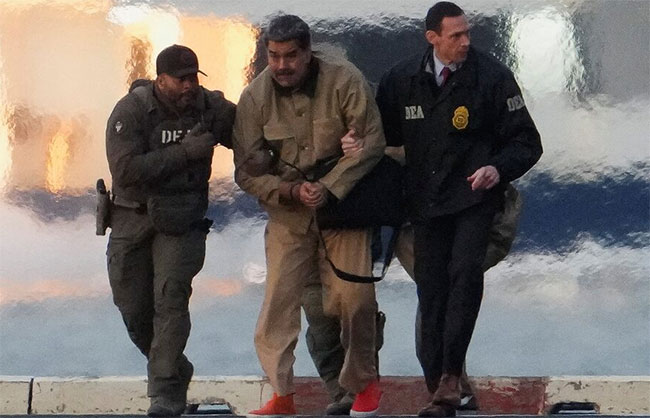 US attacks Venezuela: Handcuffed Maduro arrives at New York court on drug trafficking charges