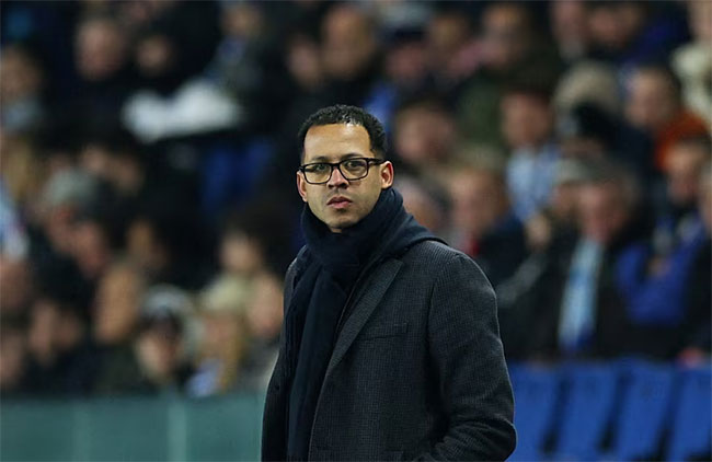 Chelsea confirm Rosenior as new head coach
