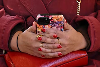 Tech firms must block unsolicited nude images under new UK rules