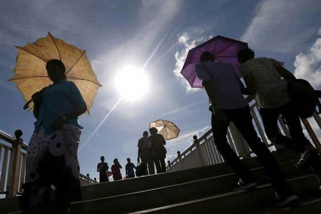 Ratnapura registers highest temperate while Nuwara Eliya remains below 20 C Ratnapura registers highest temperate while Nuwara Eliya remains below 20 C