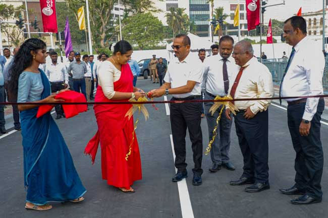 Baladaksha Mawatha flyover declared open 