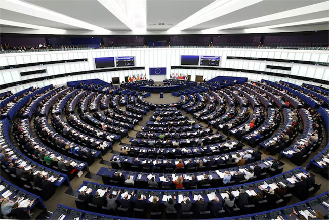 EU lawmakers stall US trade deal in protest over Greenland