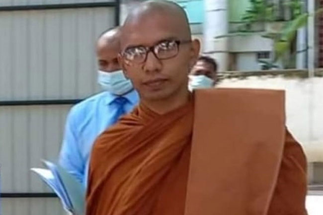 Ven. Balangoda Kassapa Thero admitted to hospital