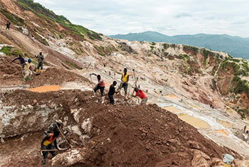 More than 200 killed in coltan mine collapse in east Congo, official says