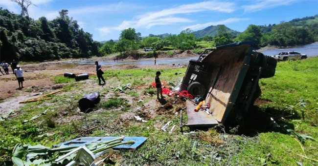 9 workers killed after truck falls into ravine in central Philippines