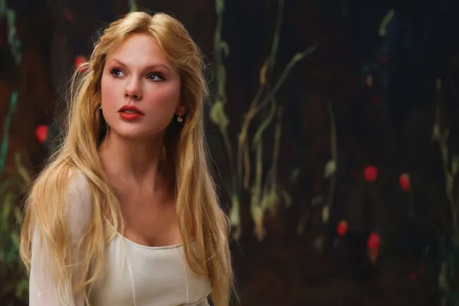 Taylor Swift to debut �Opalite� music video this week