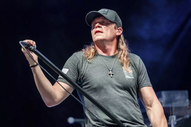 Brad Arnold, lead singer of Grammy-nominated rock band 3 Doors Down, dies at 47